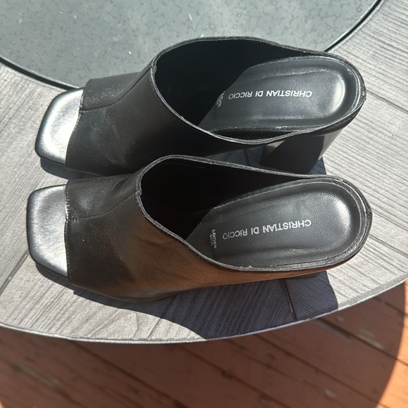 Black open toe sandals with block heel - Picture 5 of 6